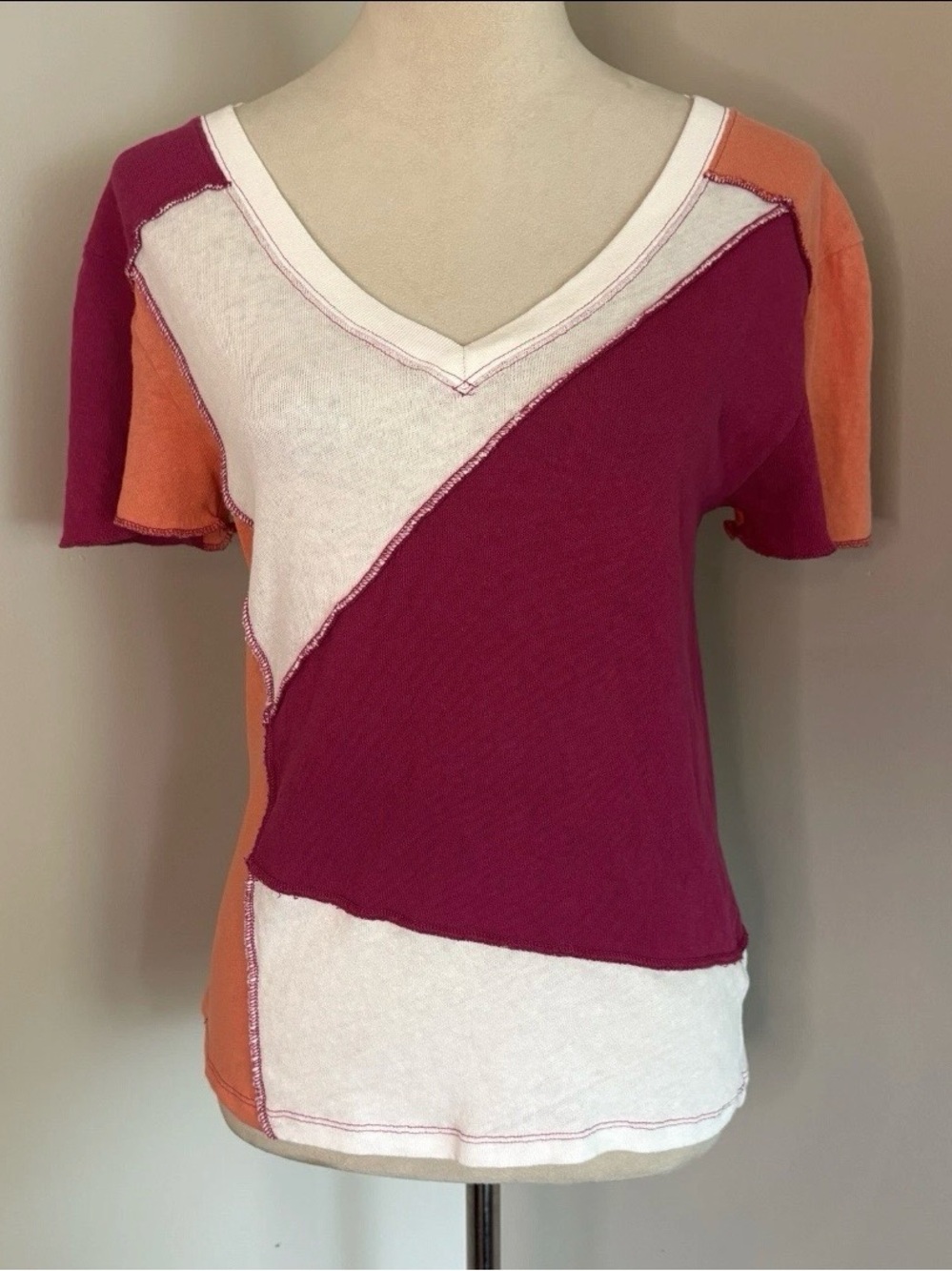 We The Free Colorblock V-Neck Tee in Magenta, Orange & White Patchwork Large